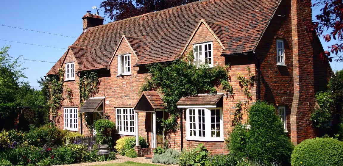Heritage-style aluminium window with slim sightlines